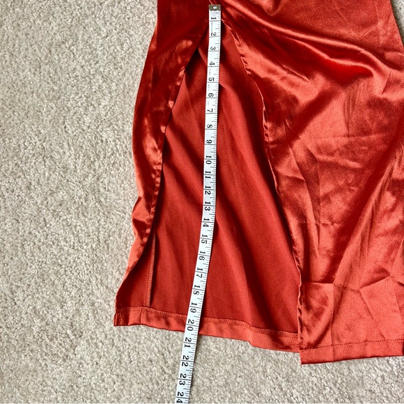 PRETTY LITTLE THING Rust Colored Satin One Shoulder Midi Dress—SZ. 4 - Picture 11 of 17